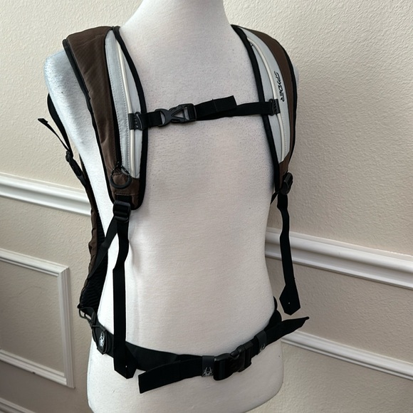 Spyder SOPRIS BACKPACK - Bison/Ash - Picture 10 of 16